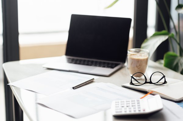 Optimisez votre espace avec un bureau individuel adapté